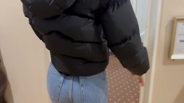 Mekânda Tanıştığı Dar Kotlu Seksi Kız Sabah Olunca Sikişmek İçin Otele Çağırdı