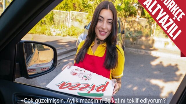 Taş Gibi Pizzacı Kıza Üç Aylık Maaşını Verip Restoran Tuvaletinde Sikti