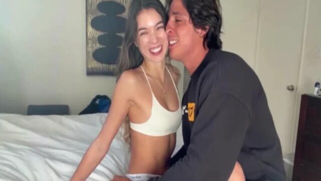 Sevgilisini Ülkesine Gelen Sikiciyle Aldatan Kızın İfşa Videosu